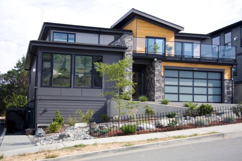 M&M'S Maple Bay Mountain Guesthouse - Licensed Duncan Exterior foto